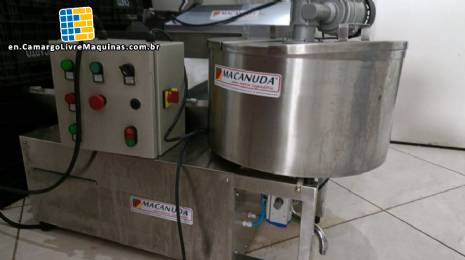 Pneumatic filling machine with lung tank