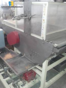 Chocolate enrobing machine for 800 mm