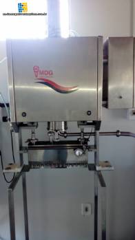 Small filling machine MDG