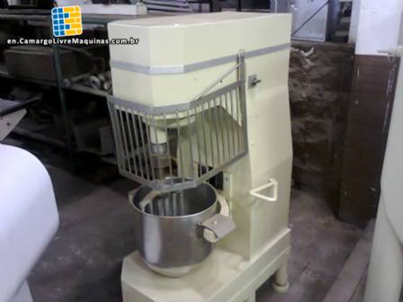 Industrial planetary mixer with capacity for 20 liters