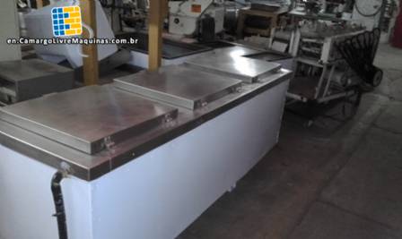 Popsicle producer