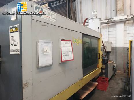 Sandretto Lgica 200-ton plastic injection molding machine