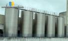 Stainless steel storage tank, 10,000 liters.