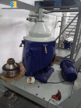 Separator centrifuge for purifying industrial oils Alfa Laval MOPX 205