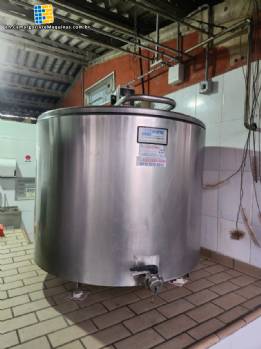 Boumatic 1320 liter stainless steel milk cooling expansion tank
