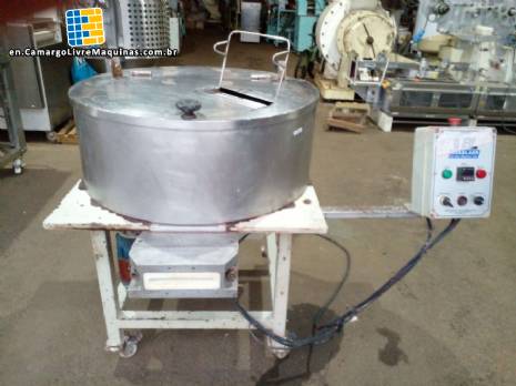 Compactor with continuous trough Braslaer