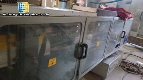 Filling machine for stand up pouch