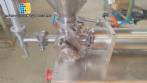 Semi-automatic filling machine for liquids and pasties with 1 nozzle