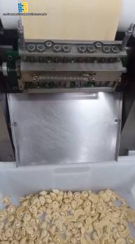 Capeleteira machine for fresh Indian cappelletti dough, 80 kg/hour.