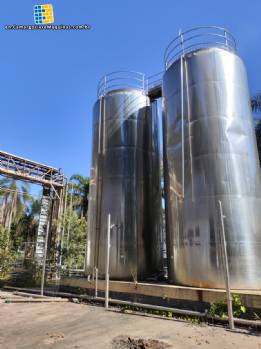 Vertical storage tank in AISI 304 stainless steel, 60,000 liters