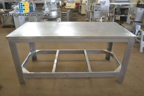 Stainless steel table