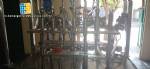 Linear filling machine with 6 pistons filling system