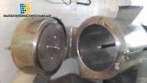 Industrial garlic peeler