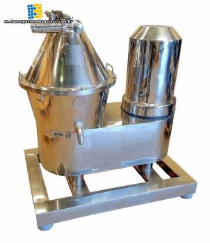 Stainless steel centrifugal separator/cream separator ECO 5+ Revisa Centri for skimming and standardizing milk and dairy products. Stainless steel centrifugal separator/cream separator ECO 5+ Revisa Centri for skimming and standardizing milk and dairy products.