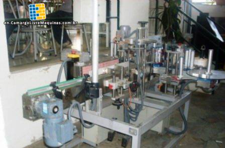Automatic labeling machine P.E. LATINA LABELLERS Automatic labeling machine P.E. LATINA LABELLERS