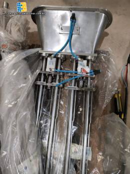 Dosing system with screw thread for powder sachets and servo motor for Systempack SP 400 Dosing system with screw thread for powder sachets and servo motor for Systempack SP 400