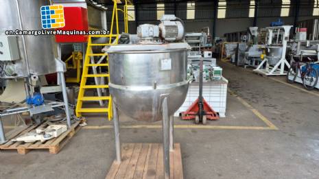 Stainless steel cooking pot, 300 liters. Stainless steel cooking pot, 300 liters.